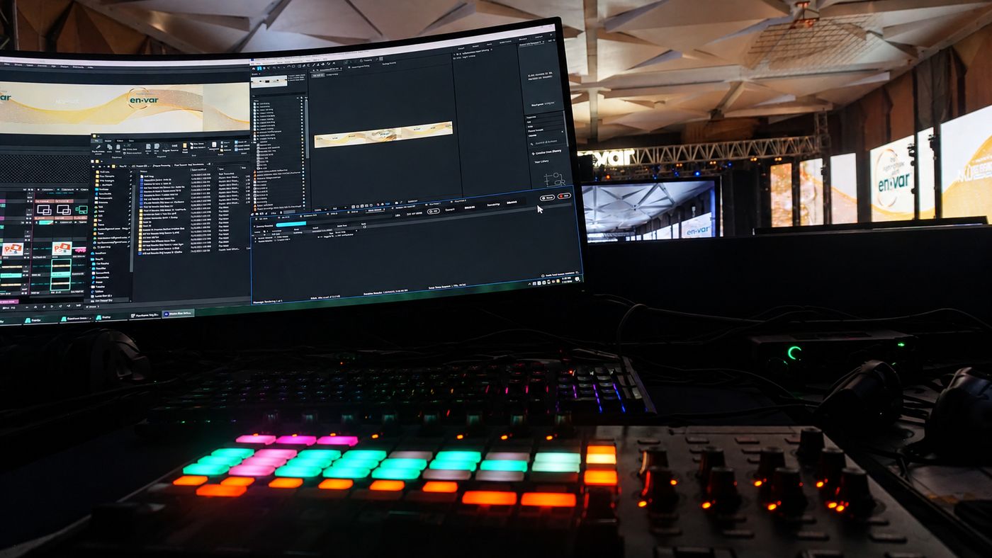 Live VJ by Studio Z BD, production photo 3