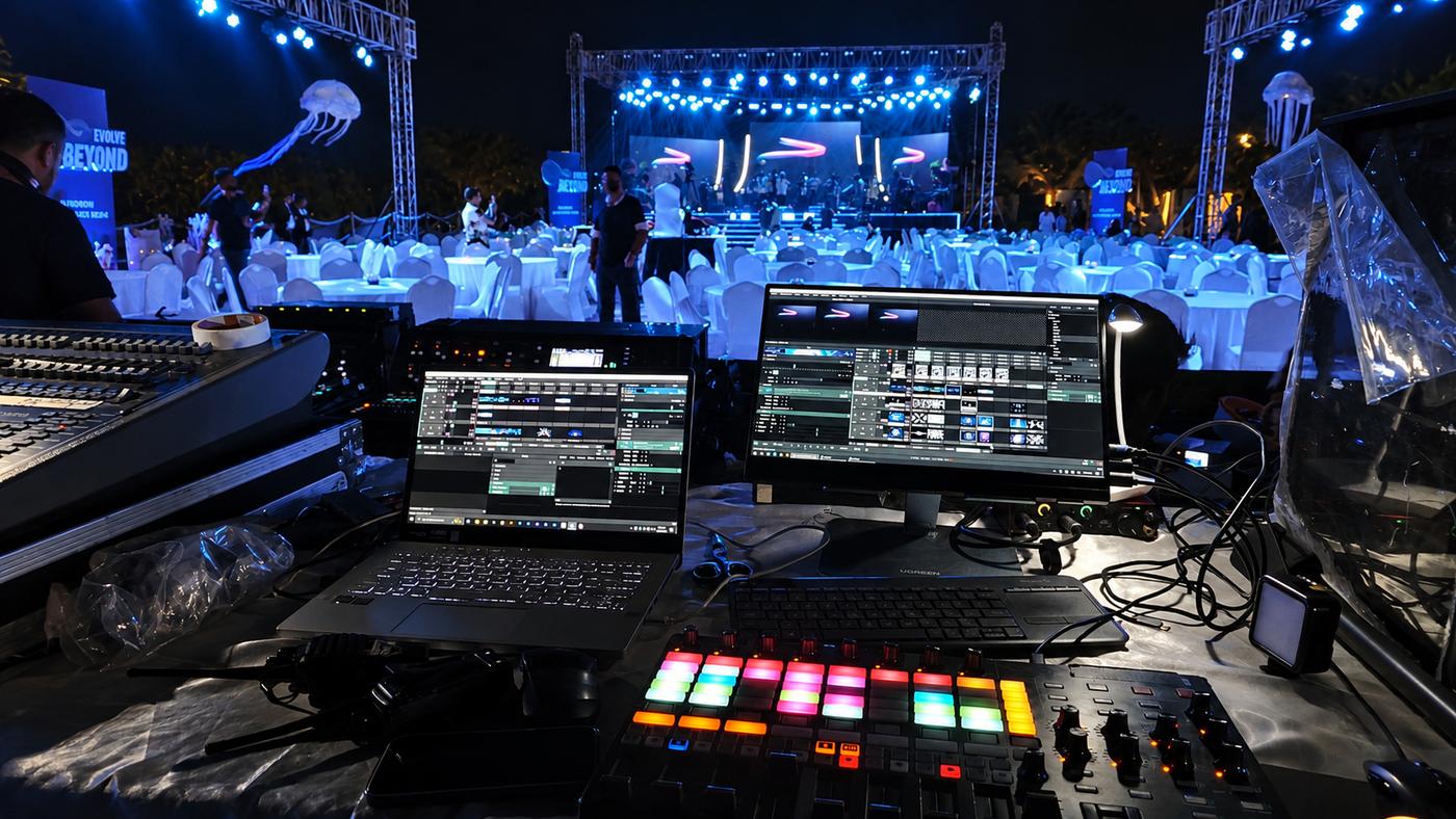 Live VJ by Studio Z BD, production photo 5